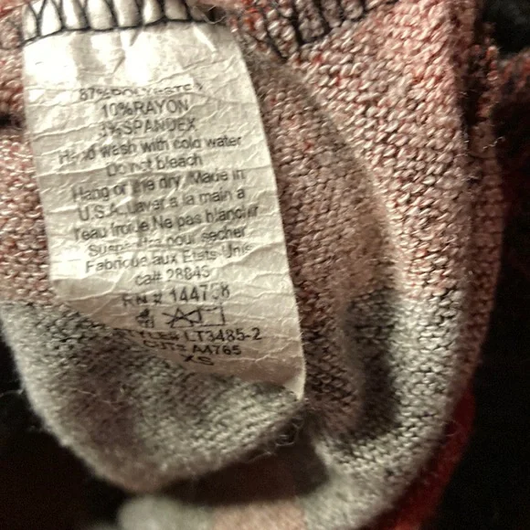 ❤️🔥5/20$❤️🔥ECLIPSE 💫 Womens Plaid Red Sweater Poncho - Picture 8 of 8